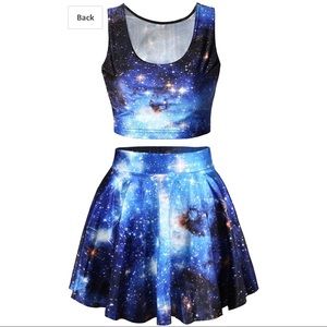 ❤️3/$20 Galaxy crop top mini skater skirt set